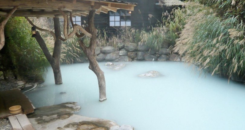 All About Hot Springs (Types & Effects)